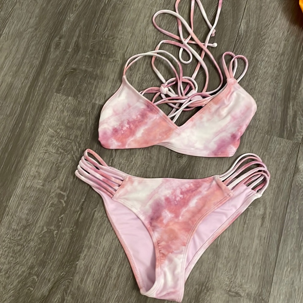 Forever 21 tie dye bikini